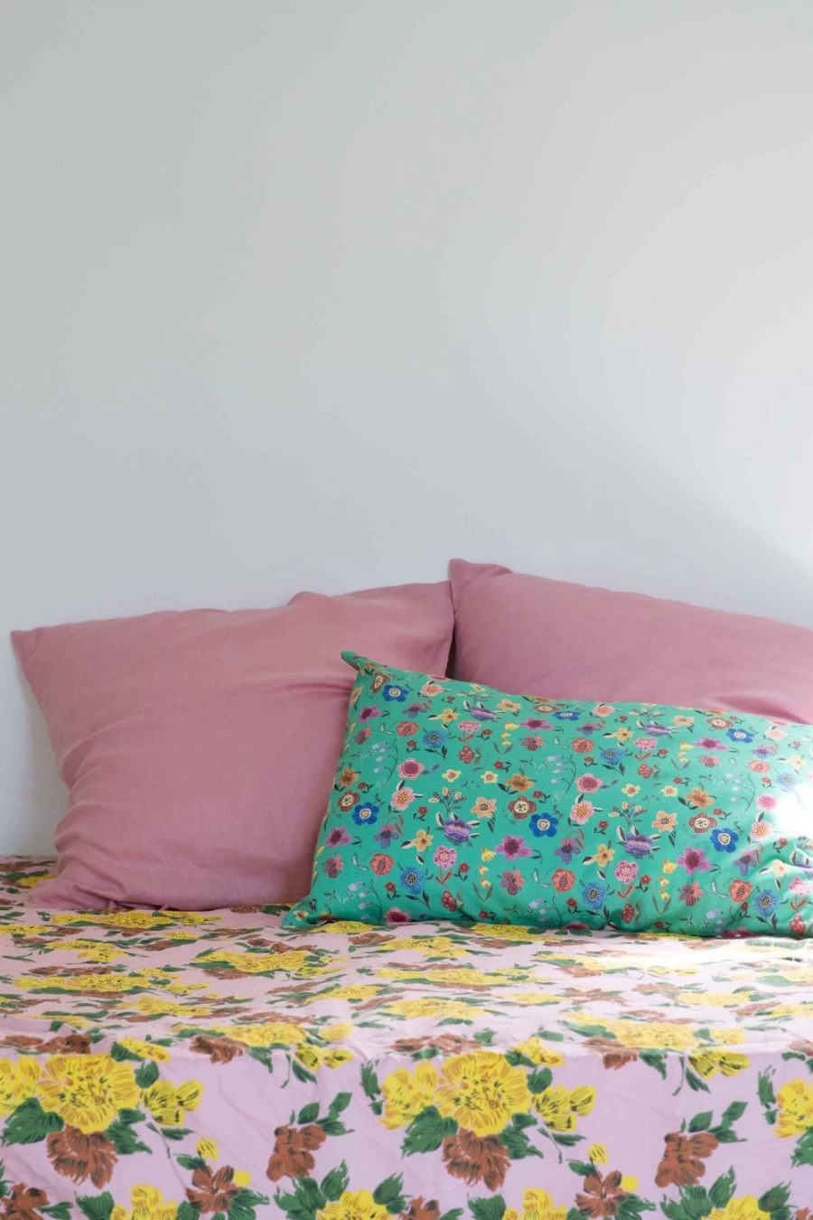 Lazybones Women's Organic Cotton Prairie Folk Pillowcase Set - Soft & Hypoallergenic